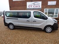 VAUXHALL VIVARO