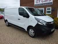 VAUXHALL VIVARO