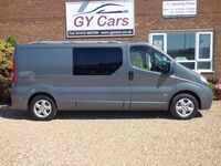 VAUXHALL VIVARO