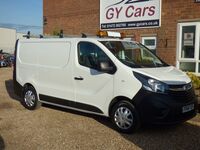 VAUXHALL VIVARO